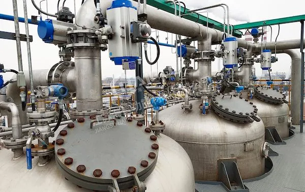 Un Proyecto de Recuperación de Recursos de gases residuales de dicloruro de etileno de la industria farmacéutica en Zhejiang