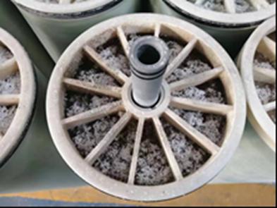 Membrane fouling blockage